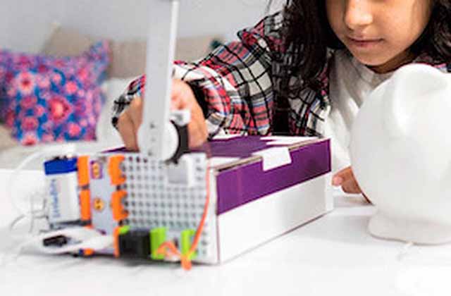 Rule Your Minecraft Room with littleBits